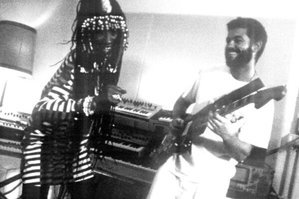 Nubiyan Twist, Fatoumata Diawara - Chasing Shadows - BestNewMusic2025 - New Music 2025 > Q4 > W44