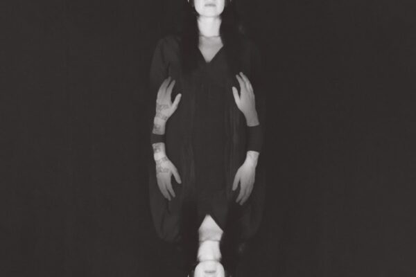 Ora Cogan - Honey - BestNewMusic2026 - New Music 2026 > Q1 > W3