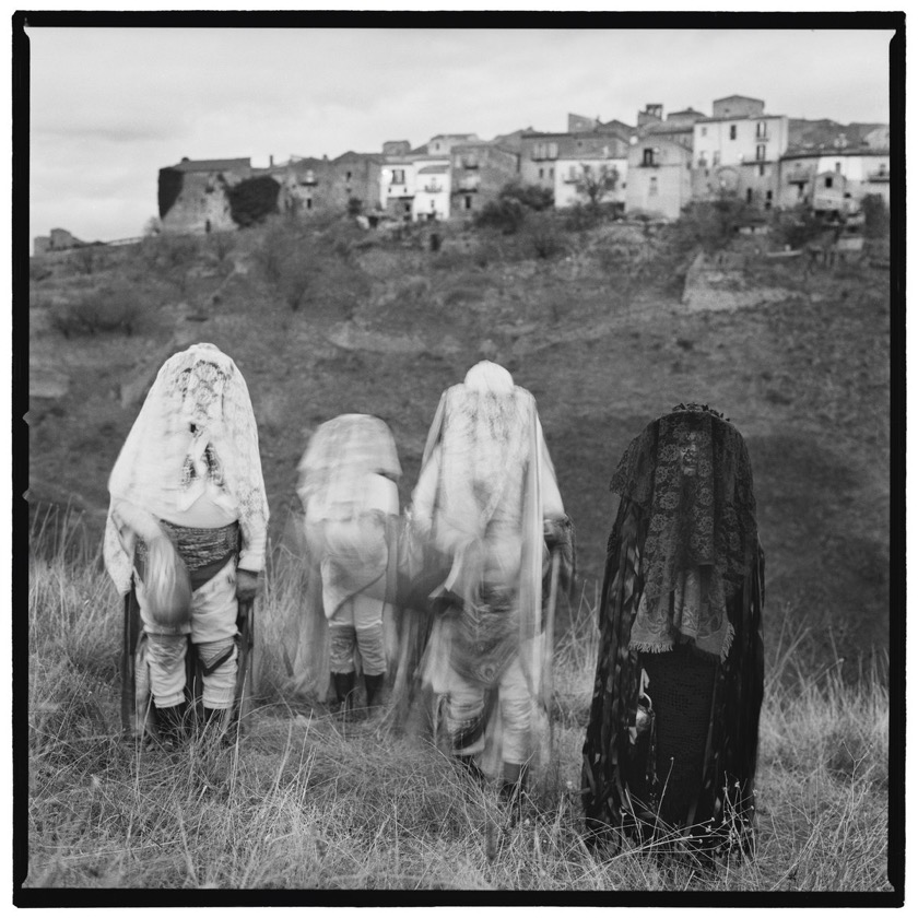Holy Tongue - Coca (ft. Dali De Saint Paul) - BestNewMusic2026 - New Music 2026 > Q3 > W36